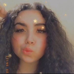 Meet your Posher, Alexandria